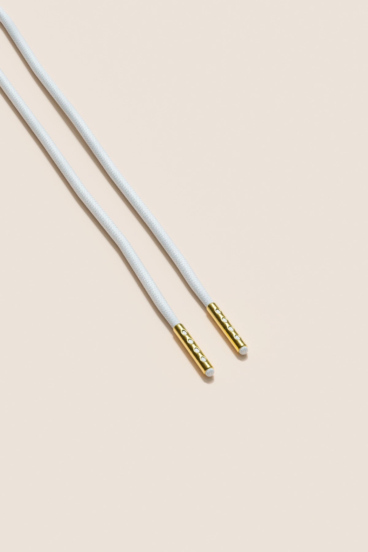 Senkels White 2.5mm Round Waxed Shoelaces with Gold Aglets