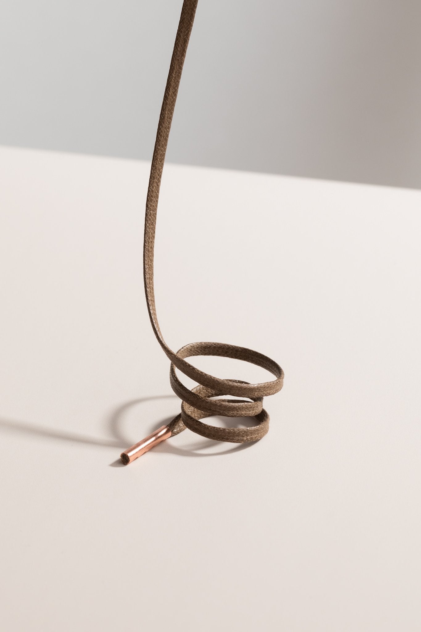 Light Brown - Flat Waxed Shoelaces | Senkels