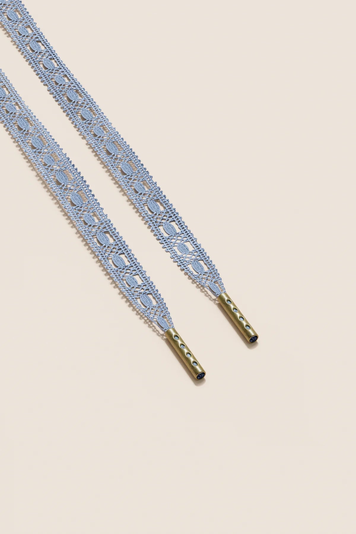 Senkels Light Blue Crochet Shoelaces with Brass Aglets